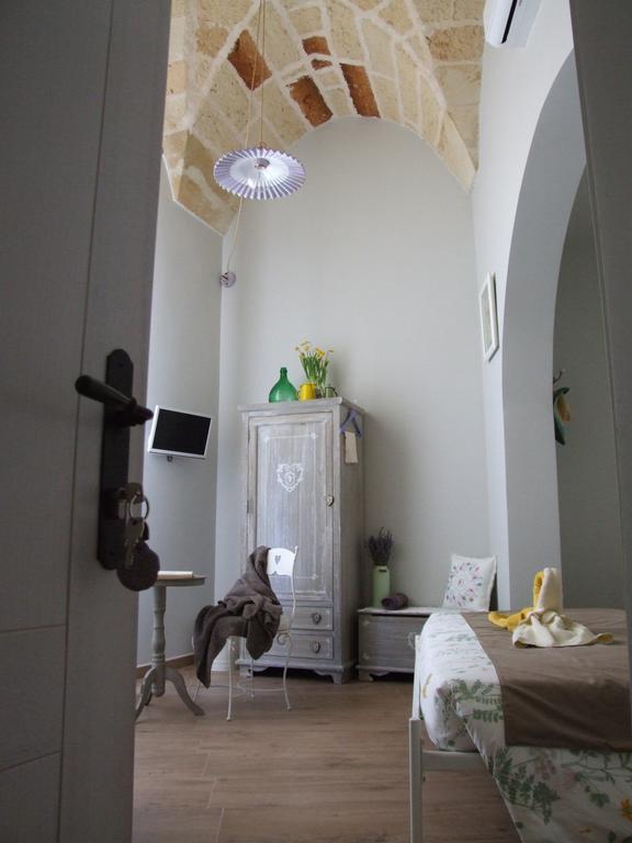 La Casa Di Alessio Bed & Breakfast เลชเช ห้อง รูปภาพ