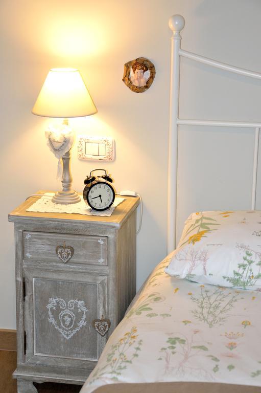 La Casa Di Alessio Bed & Breakfast เลชเช ภายนอก รูปภาพ